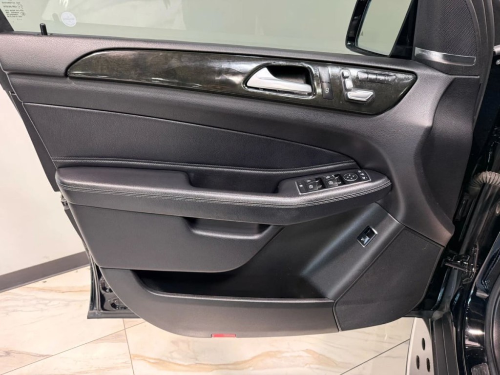 2018 Mercedes-Benz GLE-Class Image 11