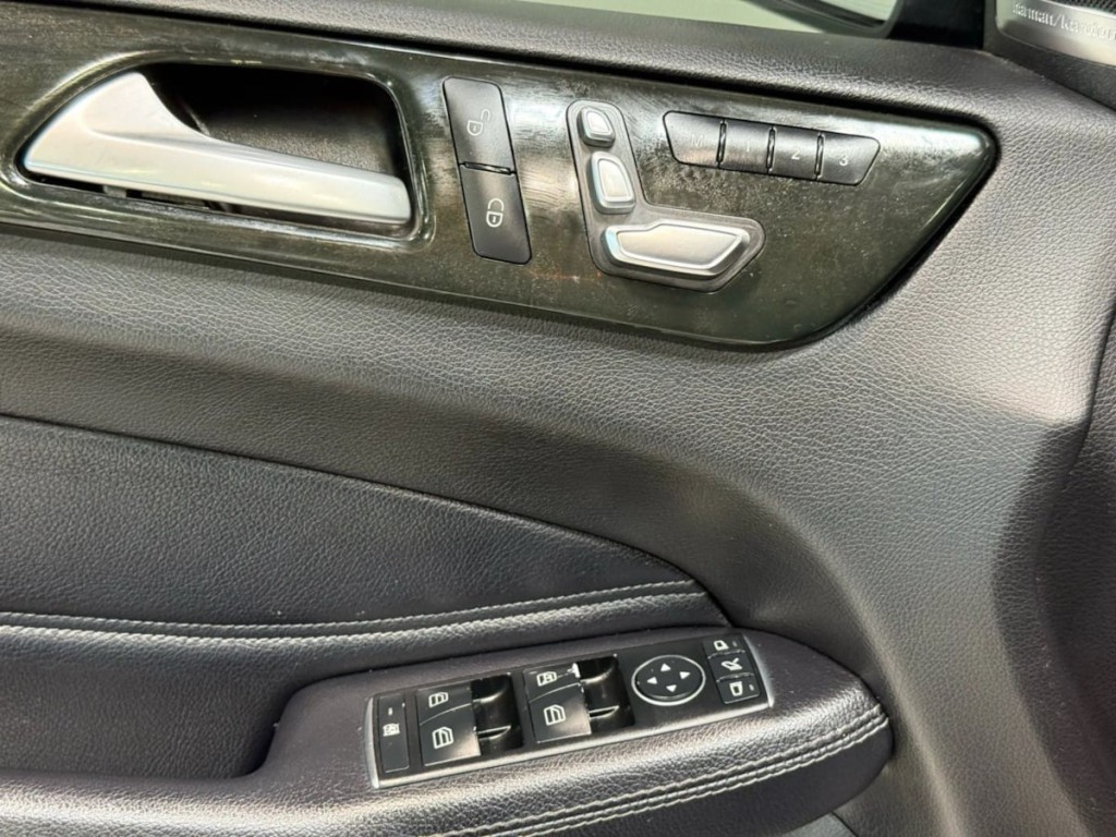 2018 Mercedes-Benz GLE-Class Image 12
