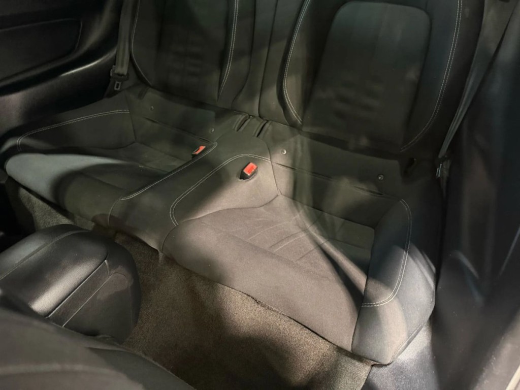 2018 Ford Mustang Image 24