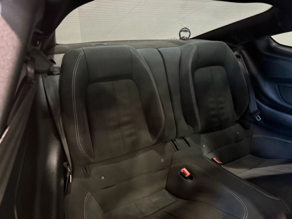 2018 Ford Mustang Image 28
