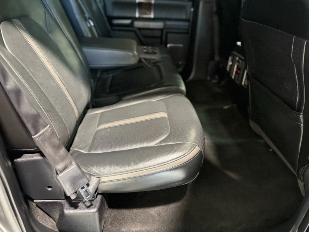 2015 Ford F-150 Image 30