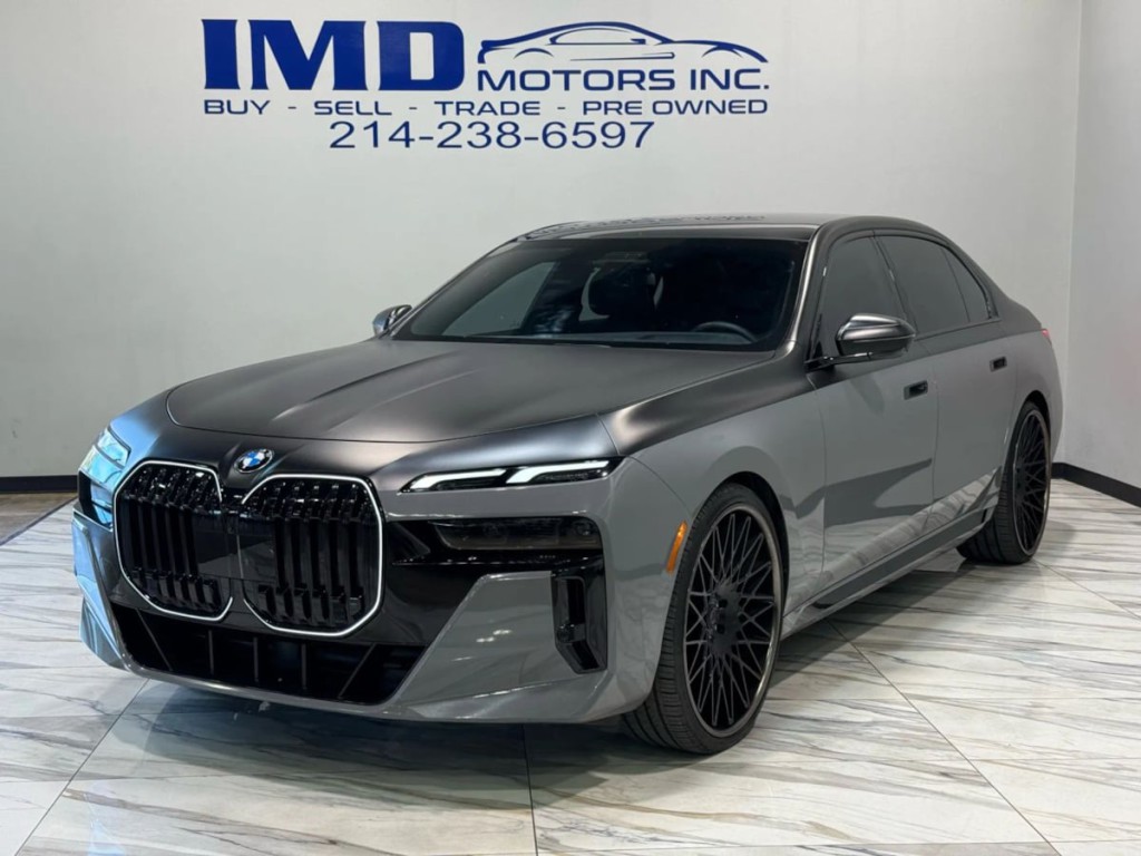 2025 BMW 7 Series Image 1