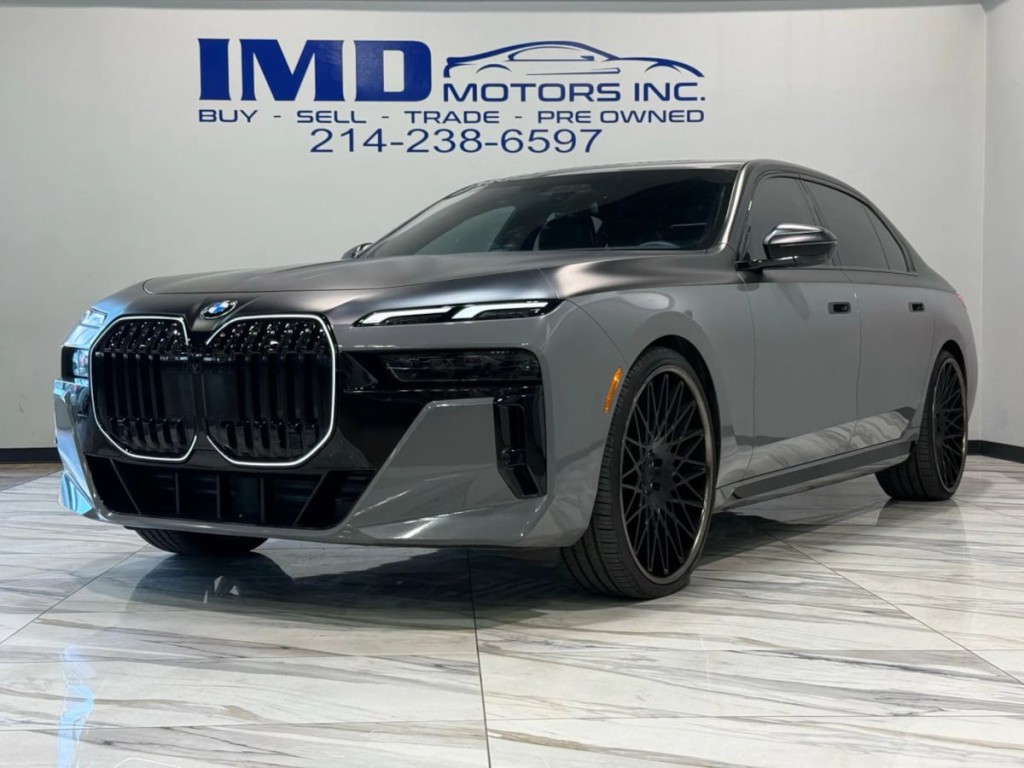 2025 BMW 7 Series Image 2