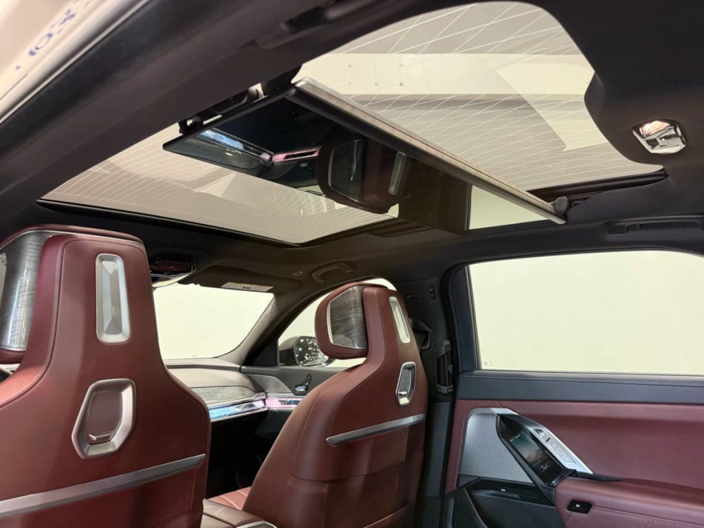2025 BMW 7 Series Image 23