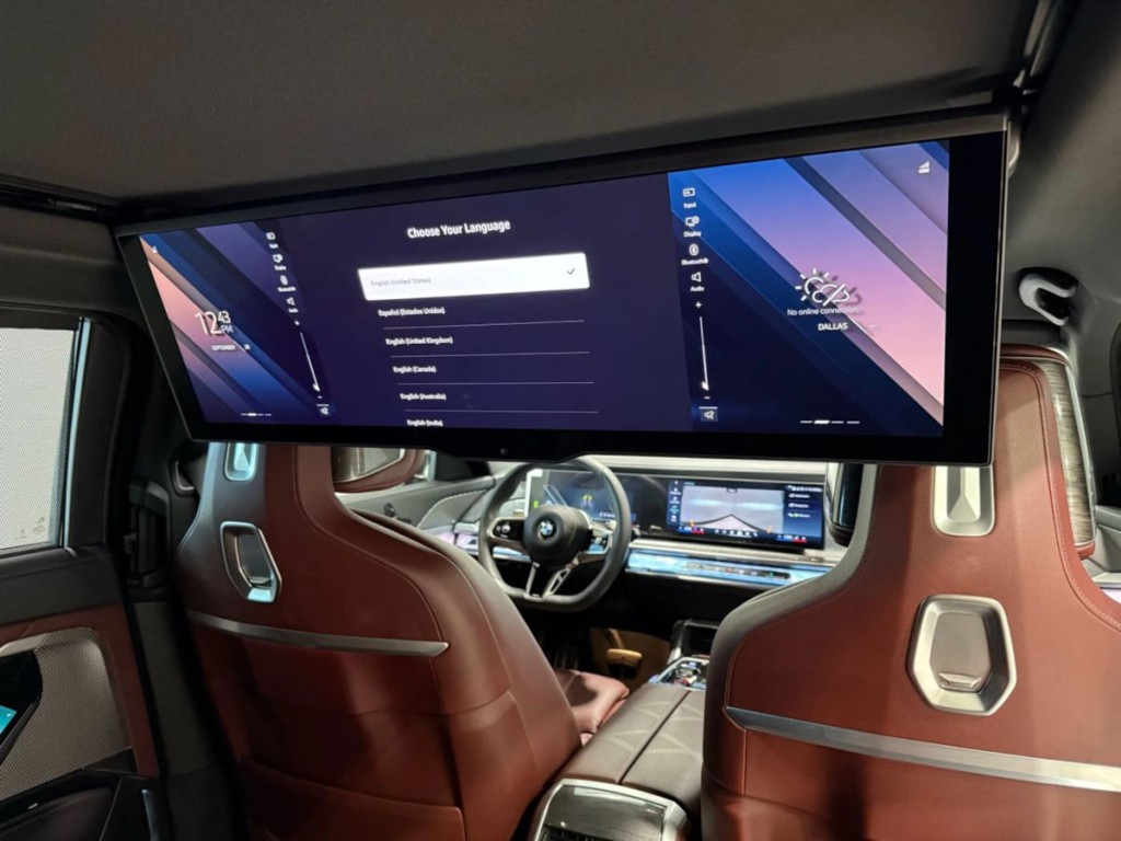 2025 BMW 7 Series Image 35