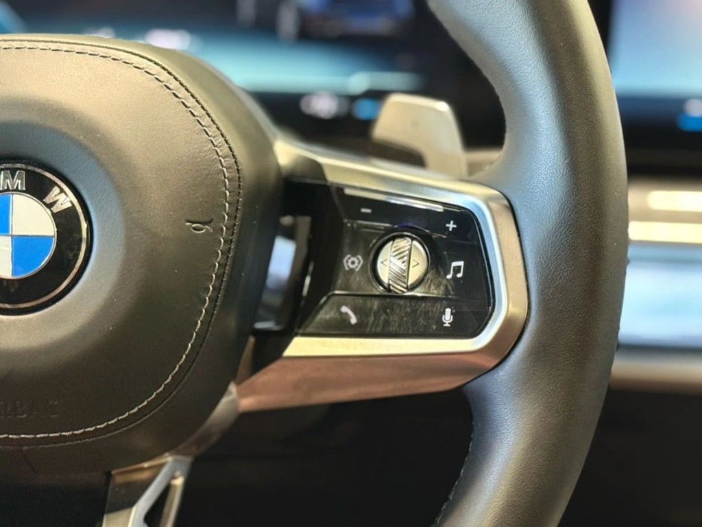 2025 BMW 7 Series Image 18