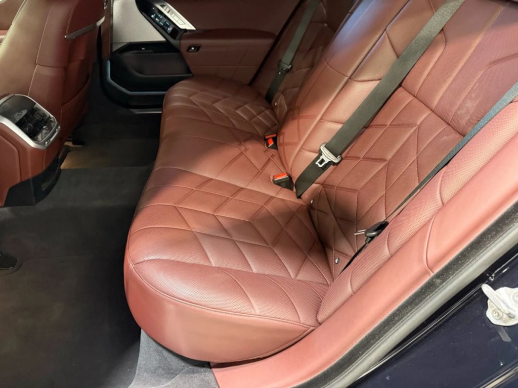 2025 BMW 7 Series Image 29