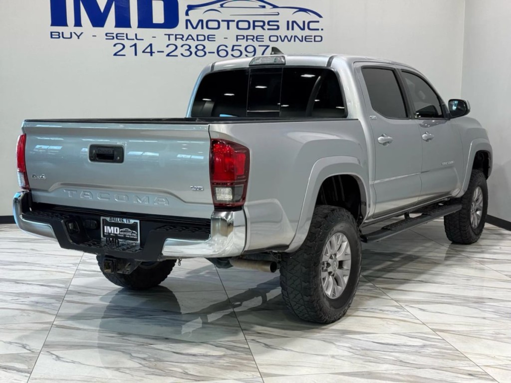 2018 Toyota Tacoma Image 6