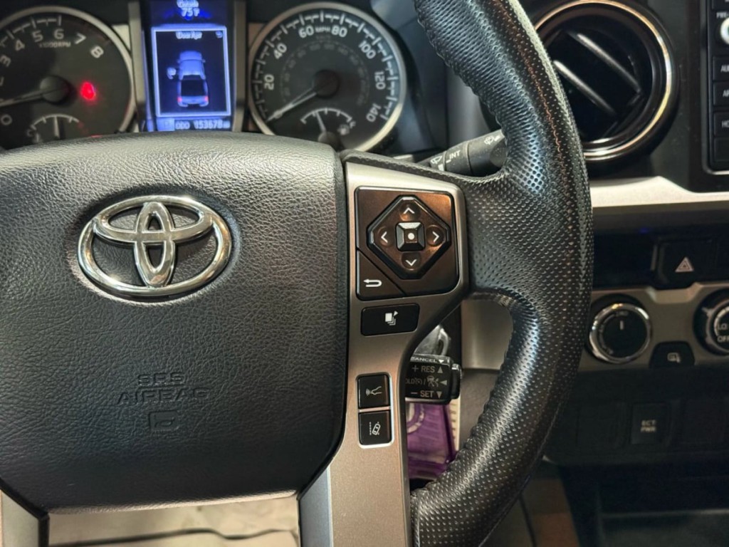 2018 Toyota Tacoma Image 19