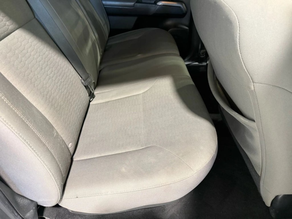 2018 Toyota Tacoma Image 31