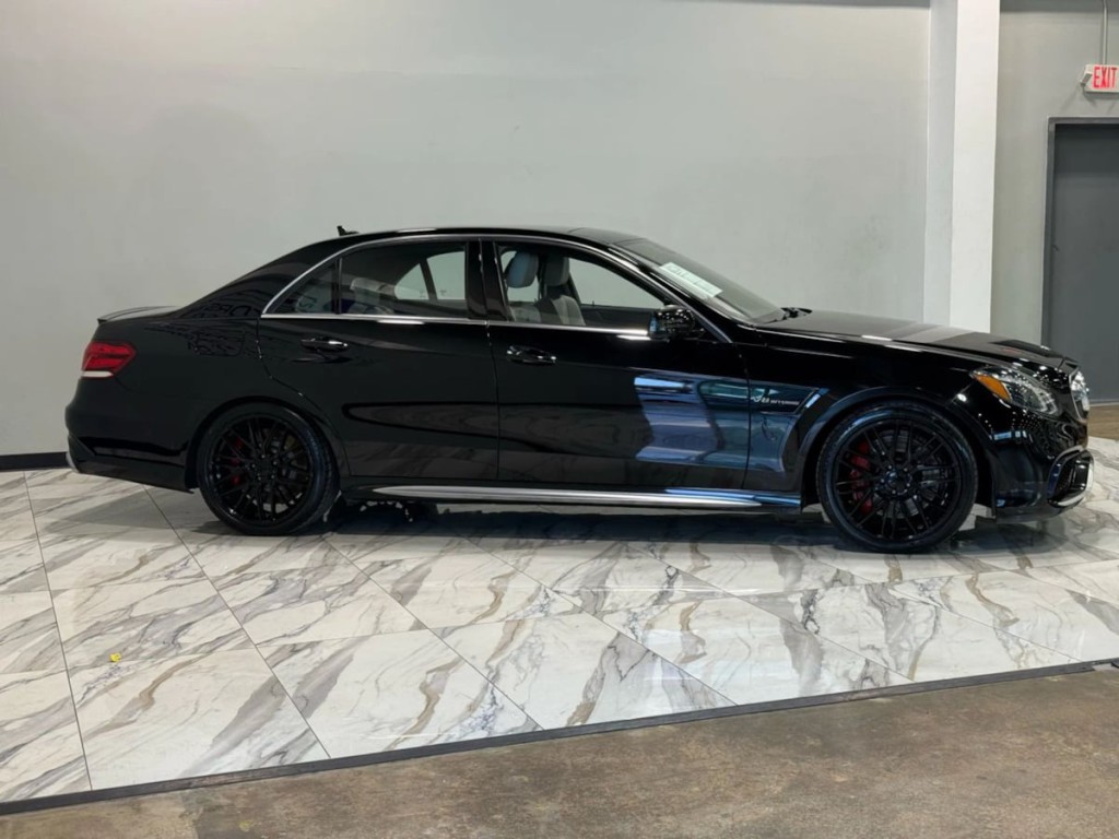 2015 Mercedes-Benz E-Class Image 5