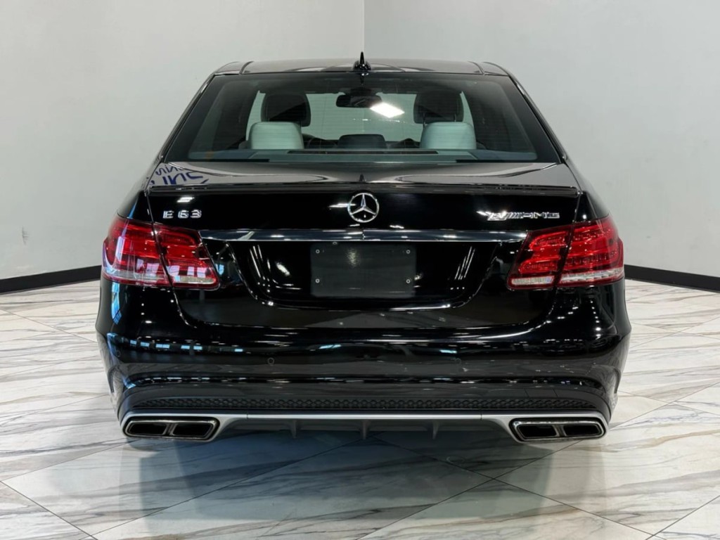 2015 Mercedes-Benz E-Class Image 7
