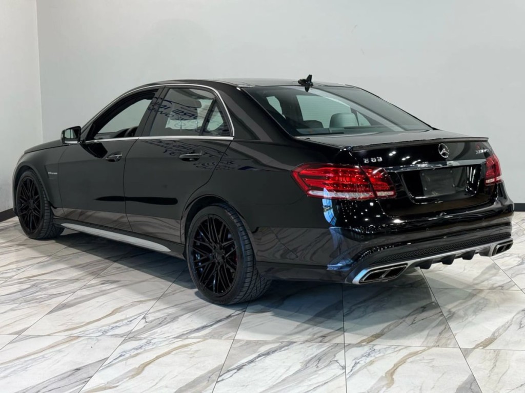 2015 Mercedes-Benz E-Class Image 8