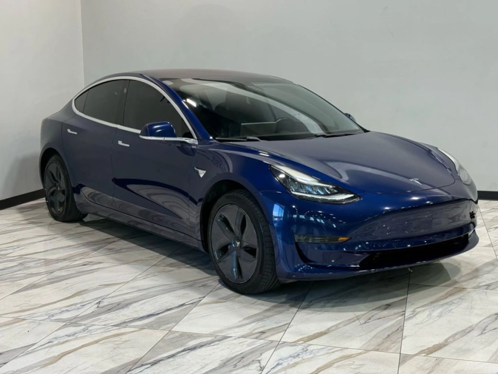 2018 Tesla Model 3 Image 4
