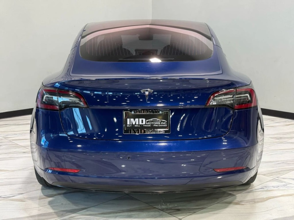 2018 Tesla Model 3 Image 7