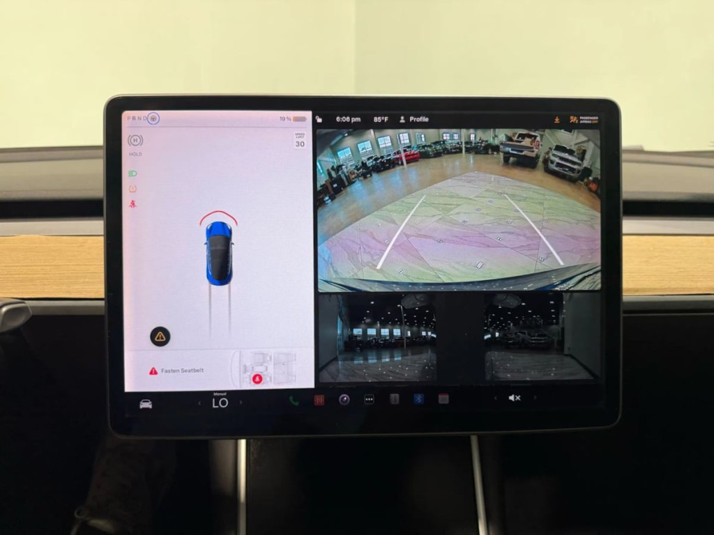 2018 Tesla Model 3 Image 15