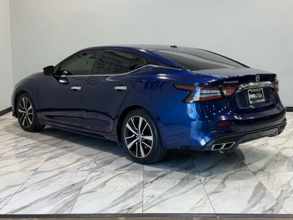 2021 Nissan Maxima Image 9