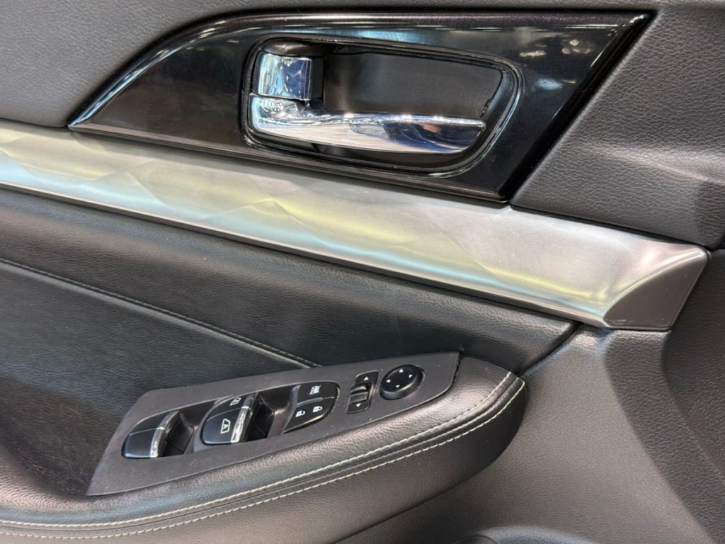 2021 Nissan Maxima Image 12