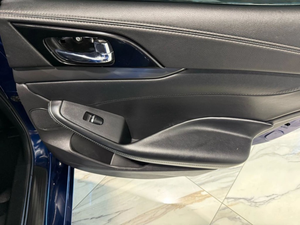 2021 Nissan Maxima Image 31