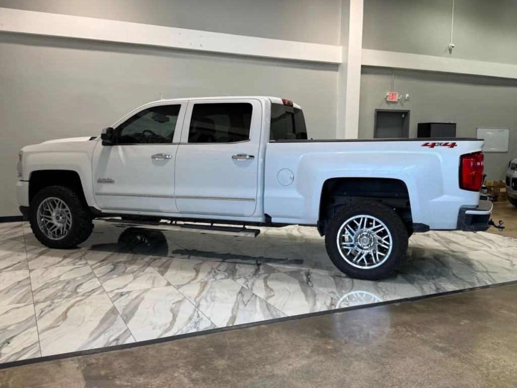 2018 Chevrolet Silverado 1500 Image 8