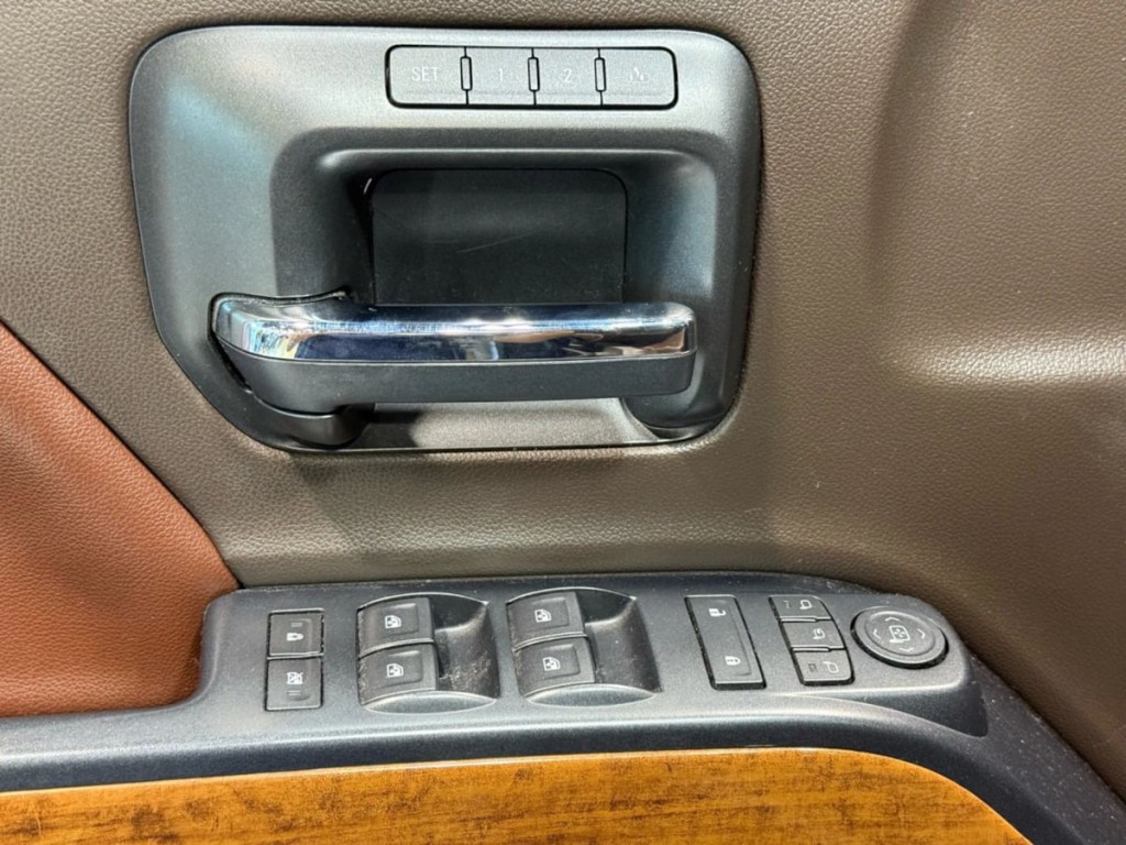 2018 Chevrolet Silverado 1500 Image 10