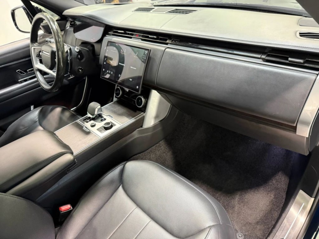 2023 Land Rover Range Rover Image 27