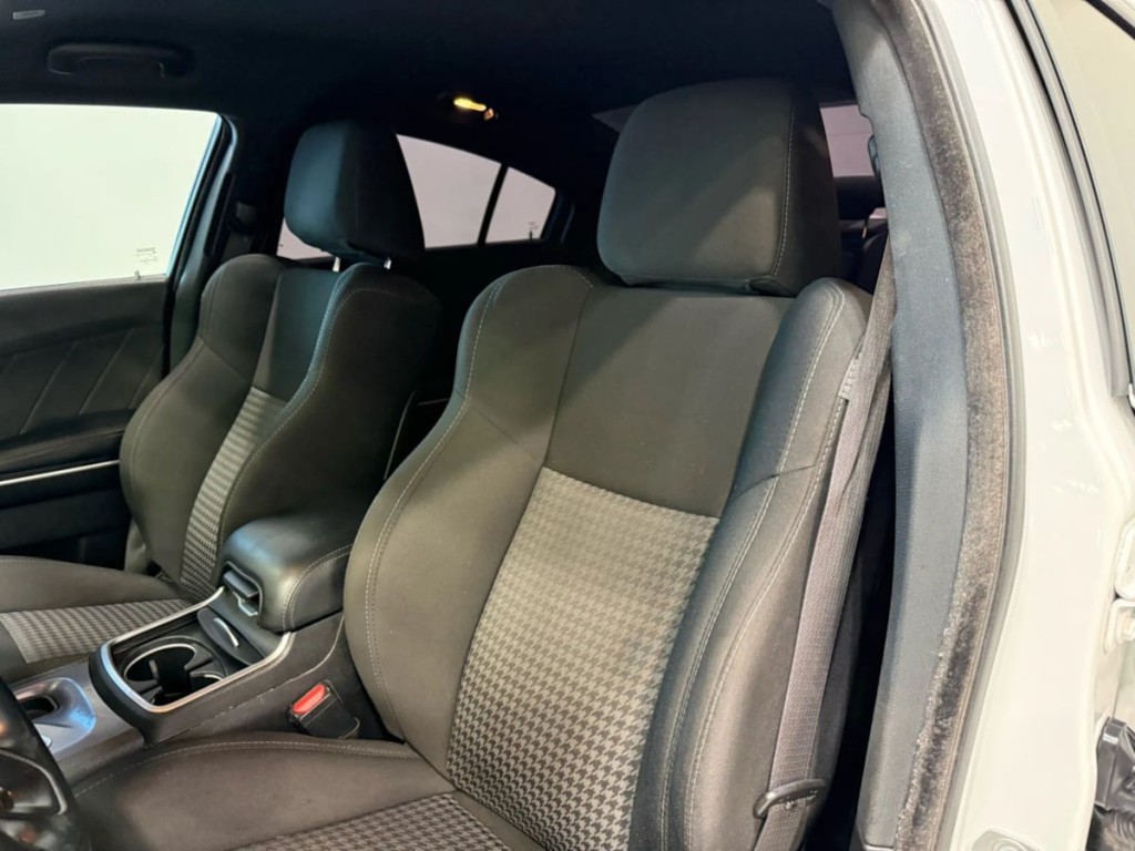 2020 Dodge Charger Image 22