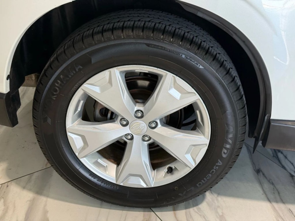 2014 Subaru Forester Image 34