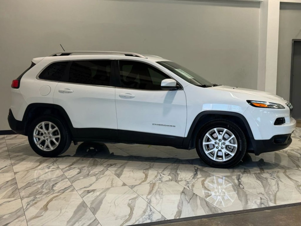 2018 Jeep Cherokee Image 5