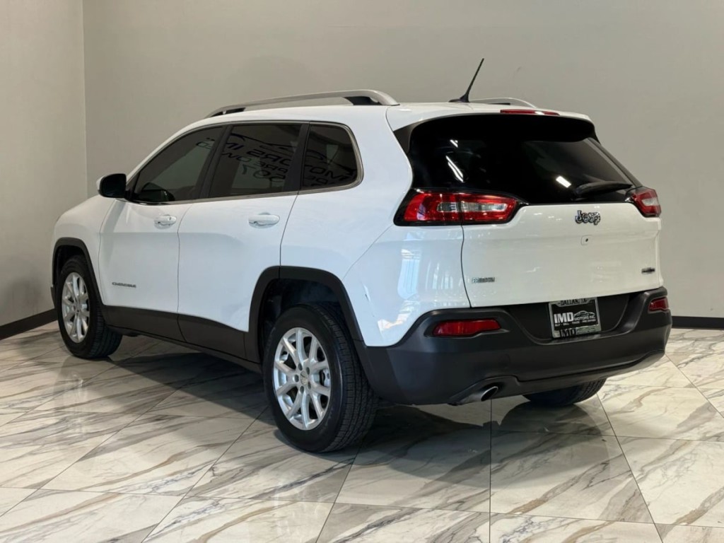 2018 Jeep Cherokee Image 8