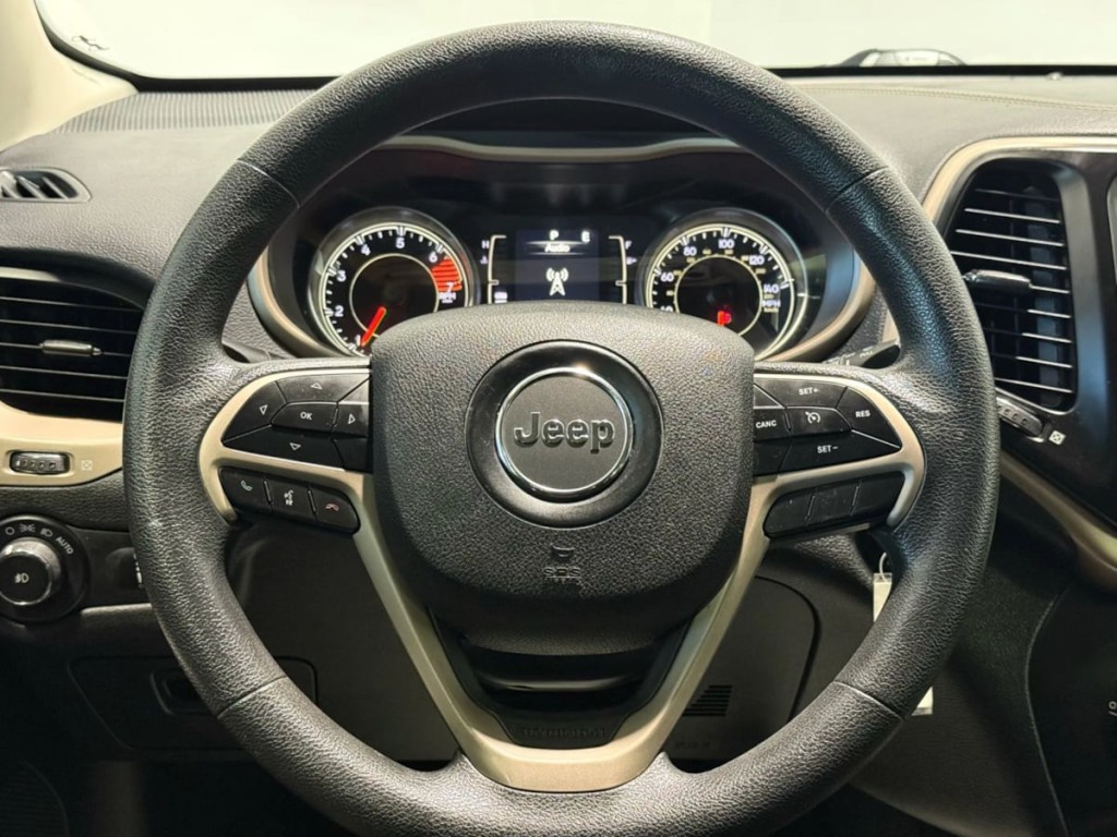 2018 Jeep Cherokee Image 14