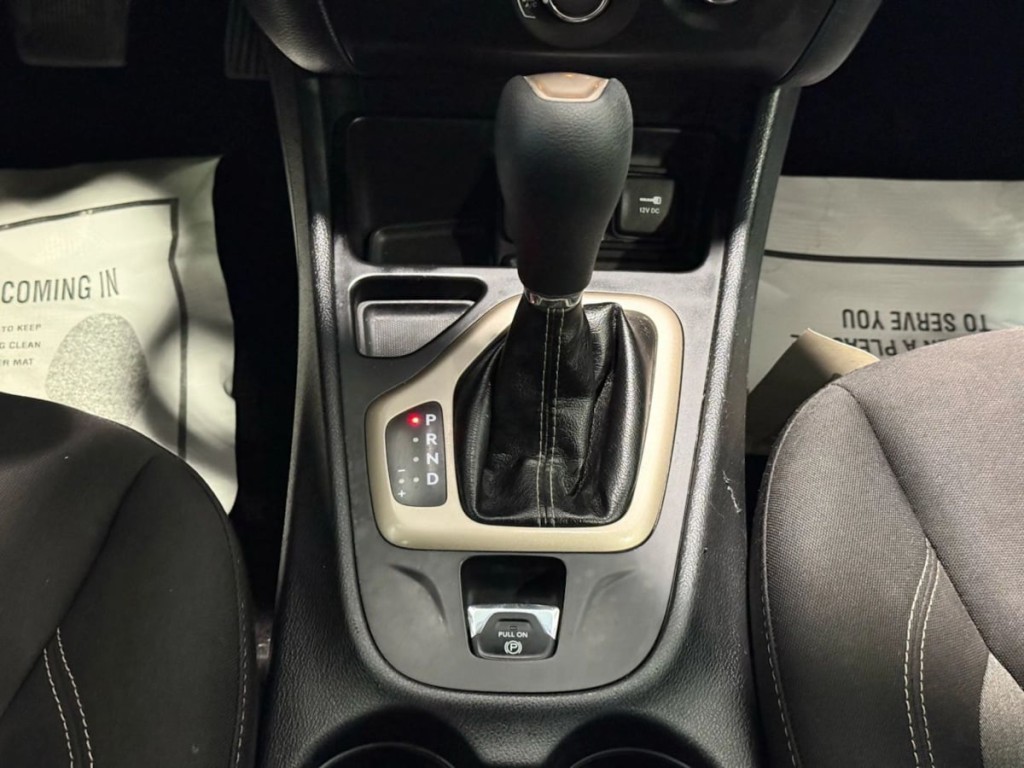 2018 Jeep Cherokee Image 21