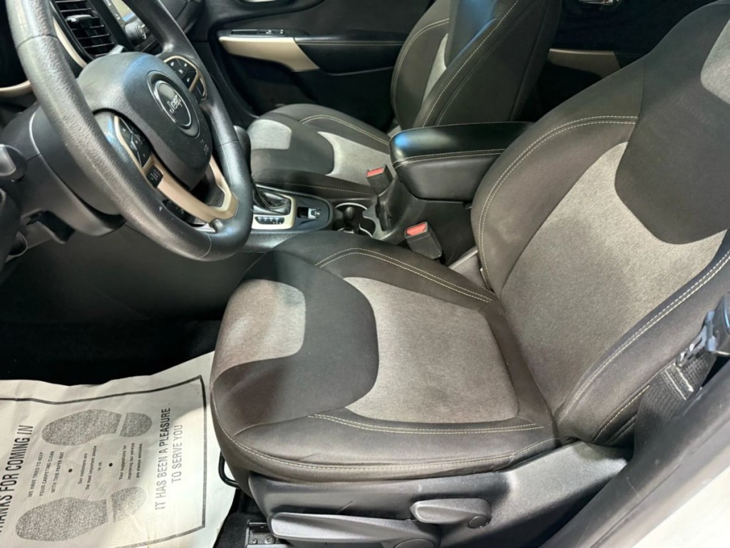 2018 Jeep Cherokee Image 23