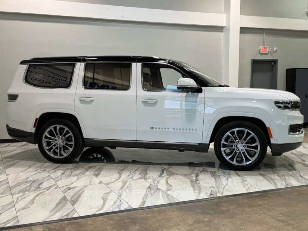 2022 Jeep Grand Cherokee Image 5
