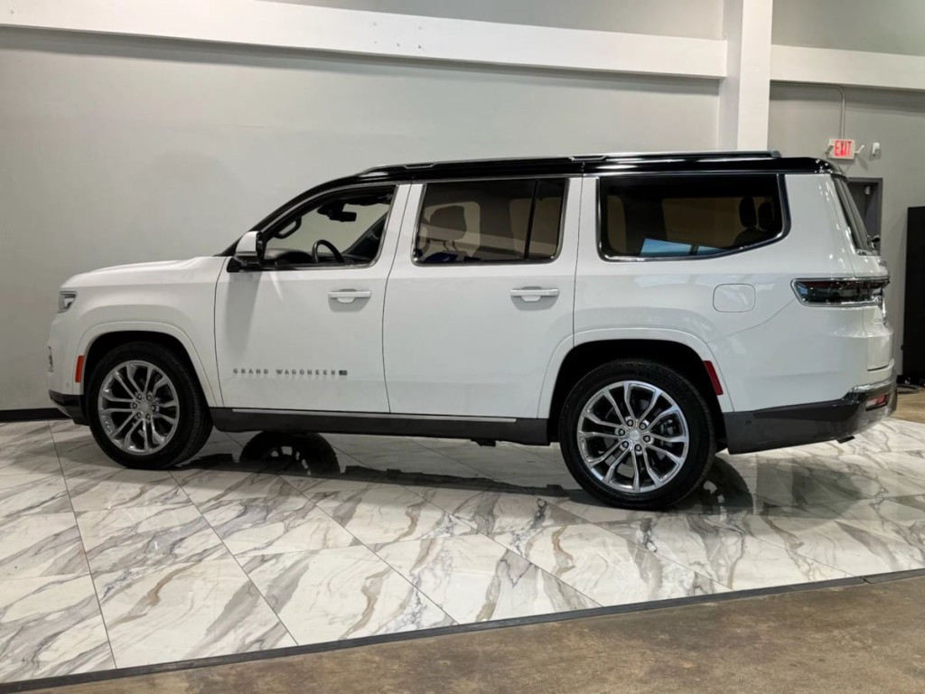 2022 Jeep Grand Cherokee Image 9
