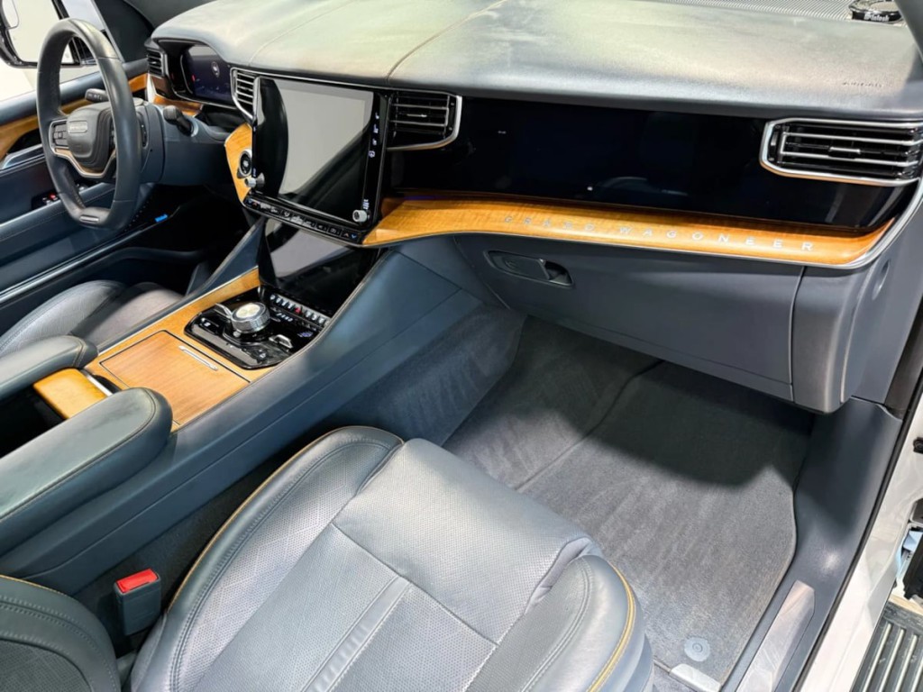 2022 Jeep Grand Cherokee Image 27