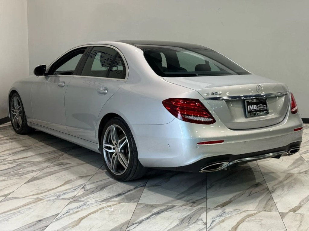 2017 Mercedes-Benz E-Class Image 8