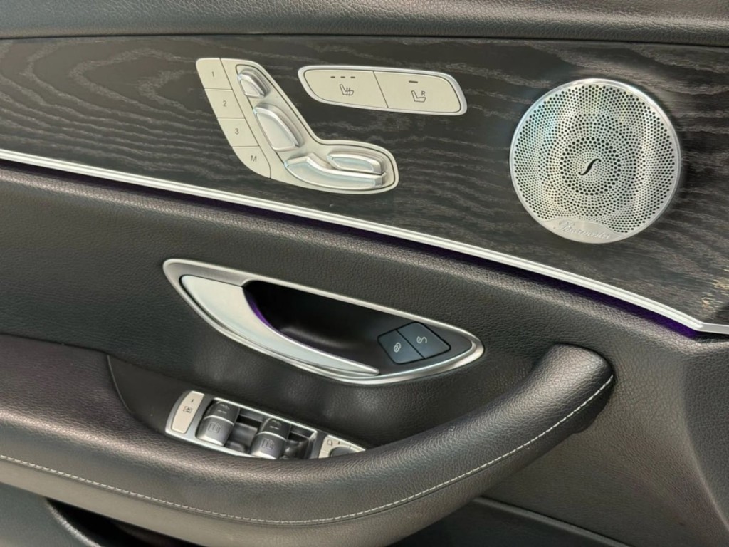 2017 Mercedes-Benz E-Class Image 12