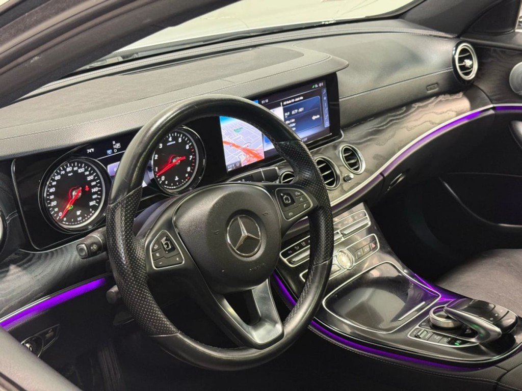 2017 Mercedes-Benz E-Class Image 13