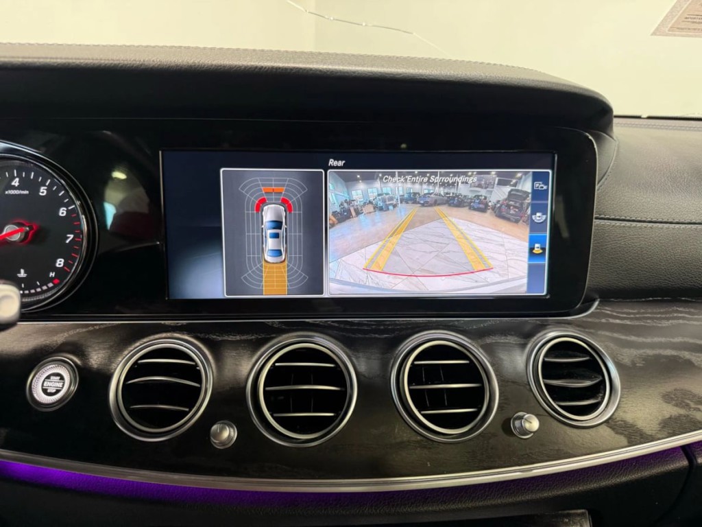 2017 Mercedes-Benz E-Class Image 20