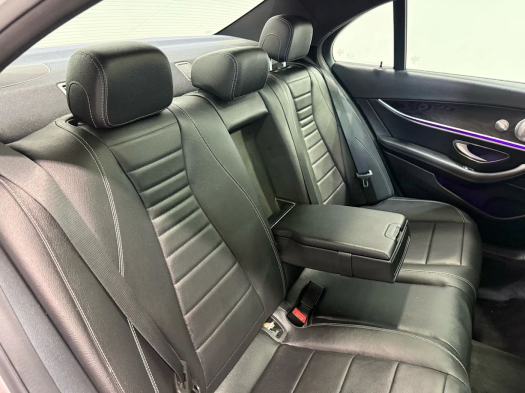 2017 Mercedes-Benz E-Class Image 31