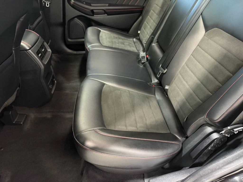 2022 Ford Edge Image 22
