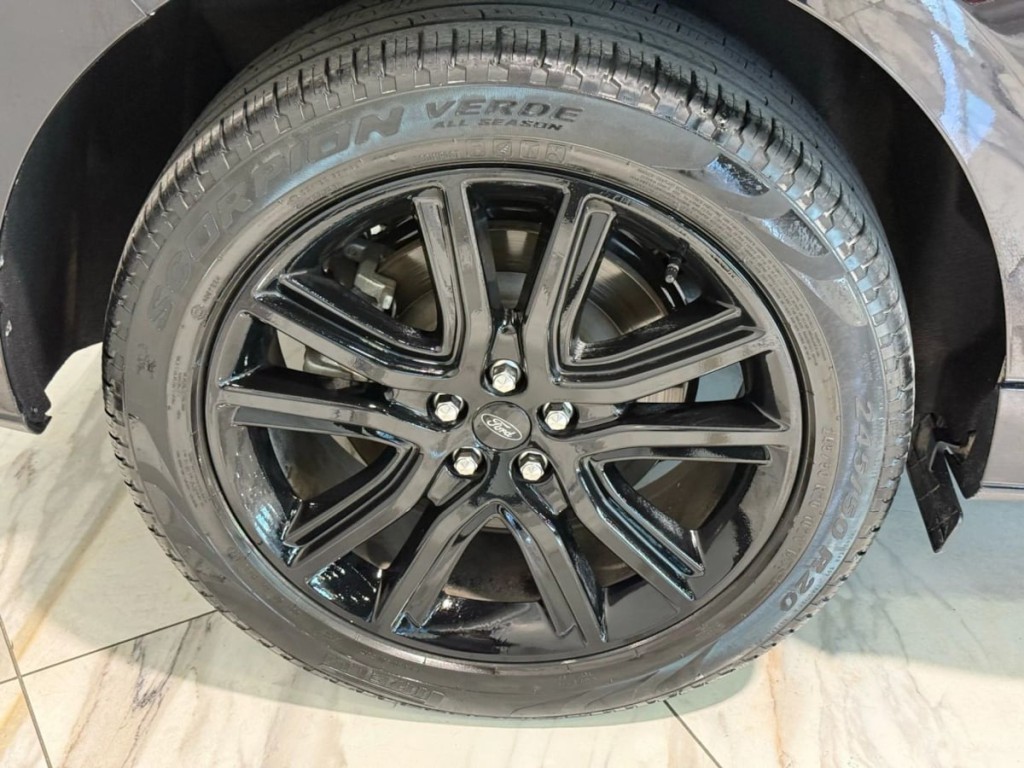 2022 Ford Edge Image 28