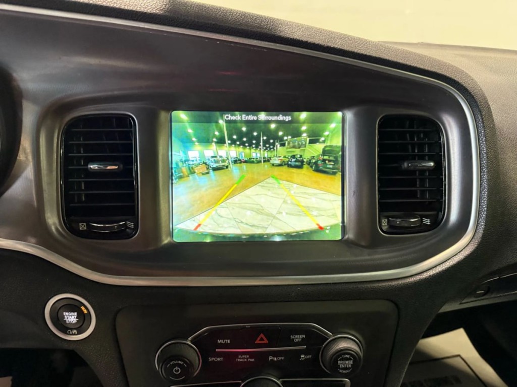 2019 Dodge Charger Image 18