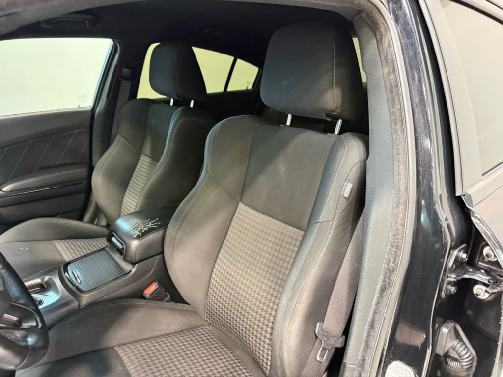 2019 Dodge Charger Image 21