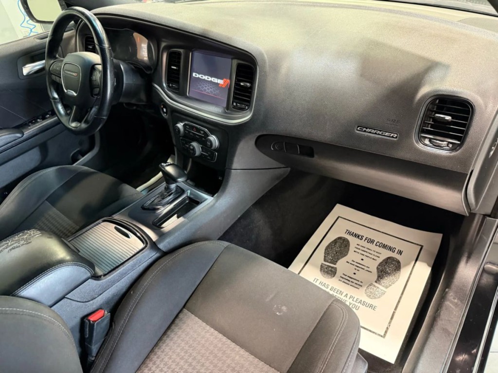 2019 Dodge Charger Image 25