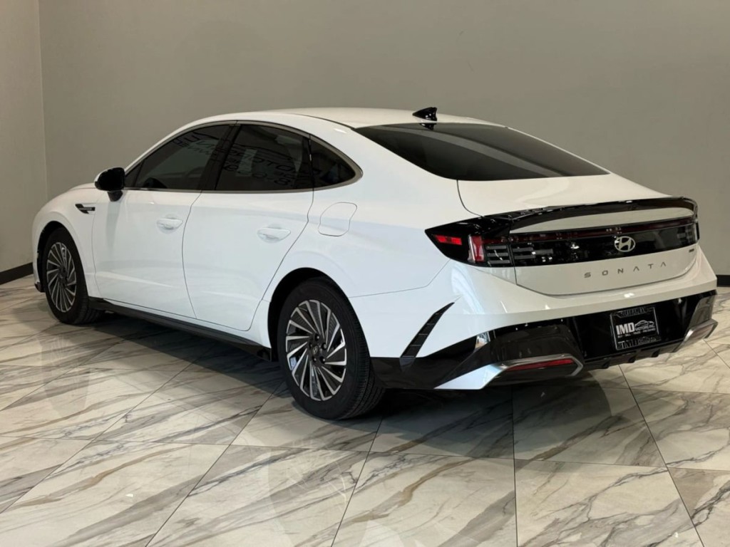 2025 Hyundai Sonata Image 8