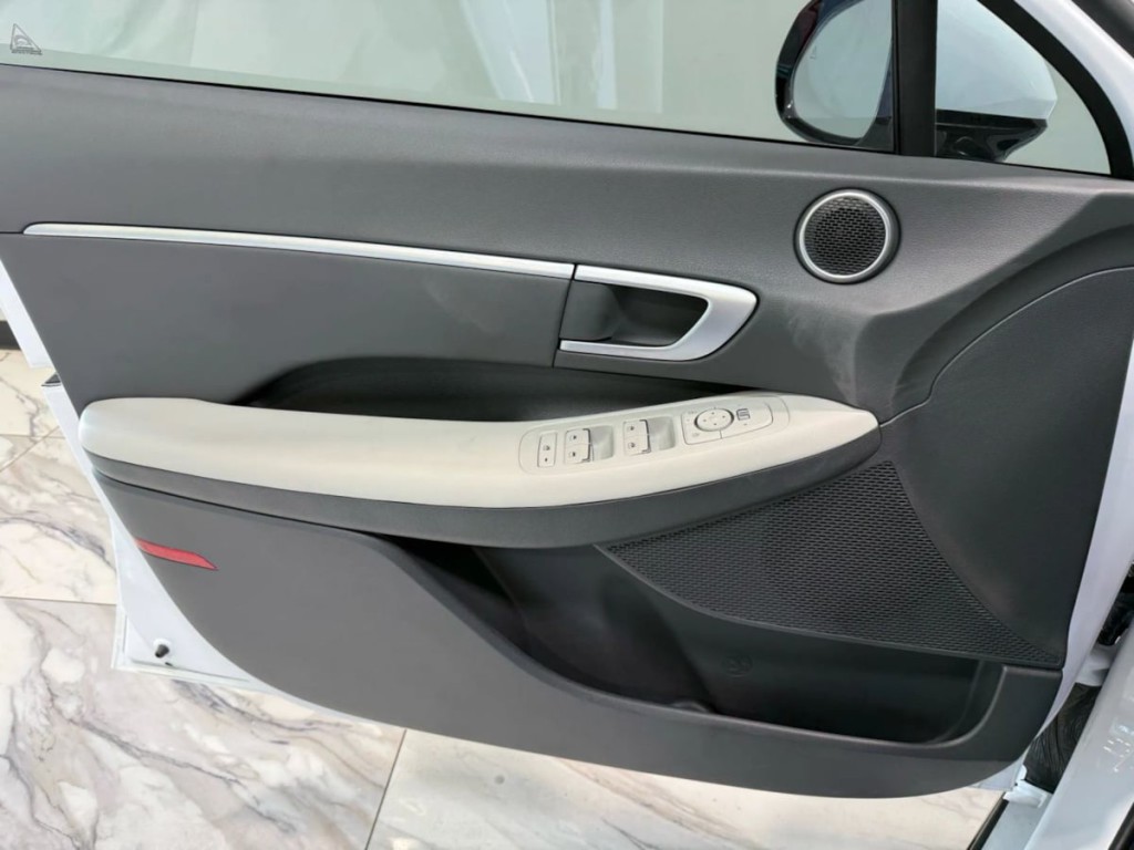 2025 Hyundai Sonata Image 11