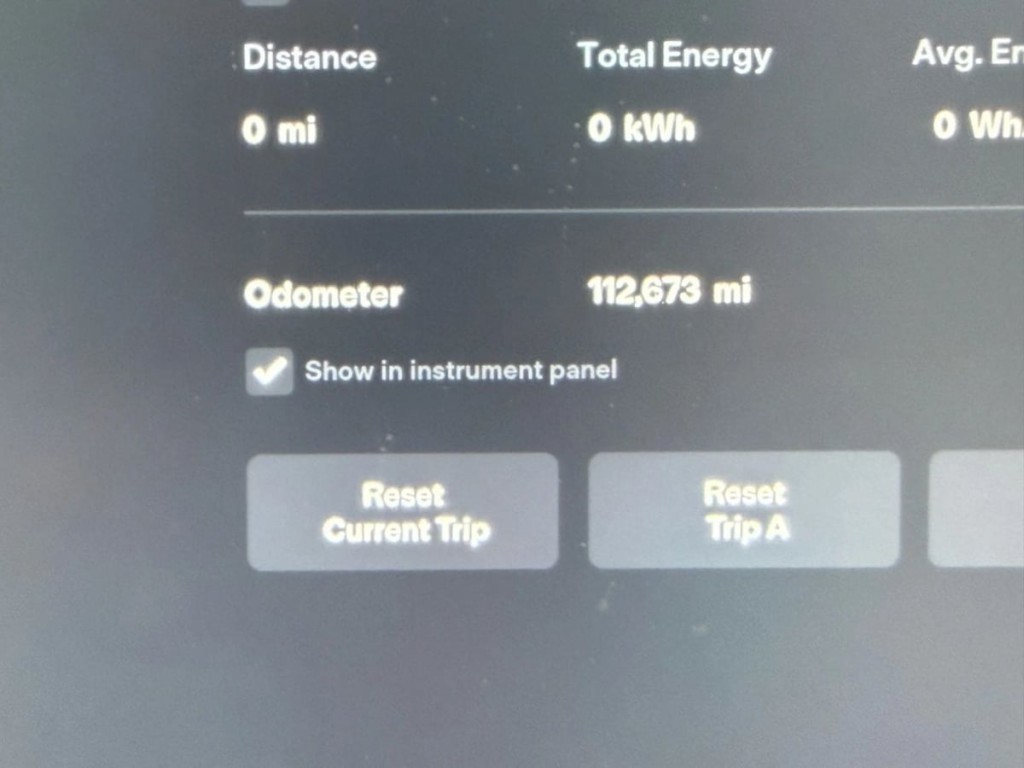 2015 Tesla Model S Image 18