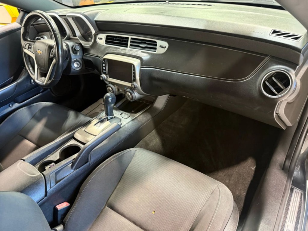 2014 Chevrolet Camaro Image 24